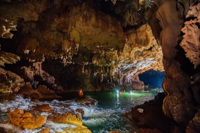 Phong Nha Cave Tours Compared: Son Doong, Hang En, Tu Lan, Paradise and Dark Cave in 2026