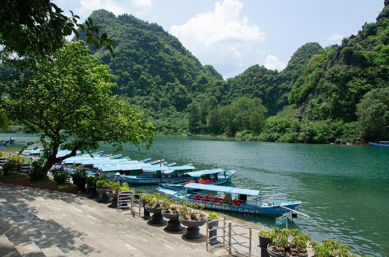 river, boats, phong nha, vietnam, motorboat, boat trip, karst mountains, vietnam, vietnam, vietnam, vietnam, vietnam