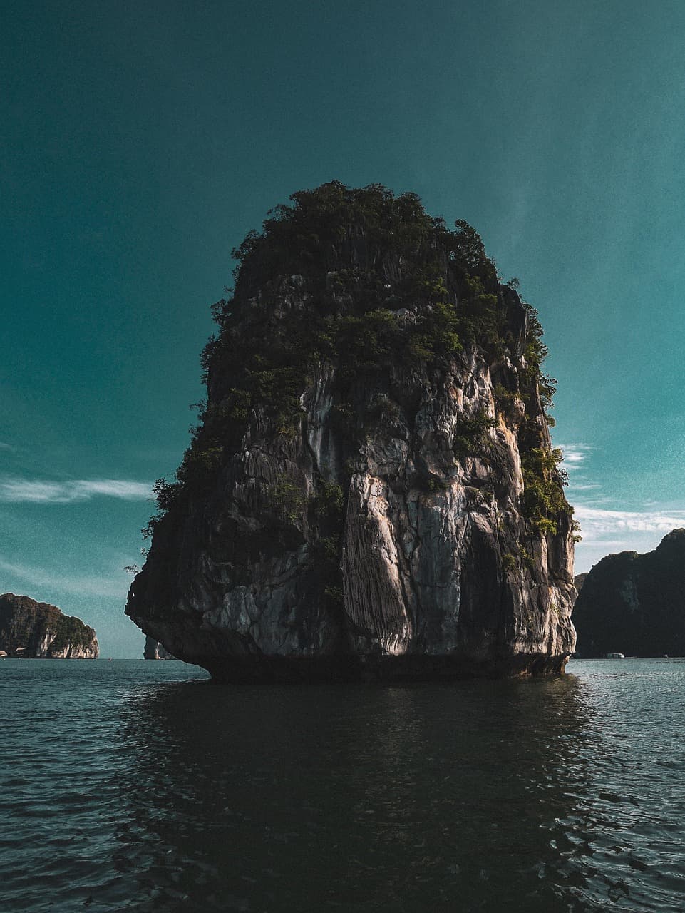 limestone rock, ocean, blue sky, asia, mountain, limestone, nature, tropical, cliff, rock, sea, vietnam, cat ba island